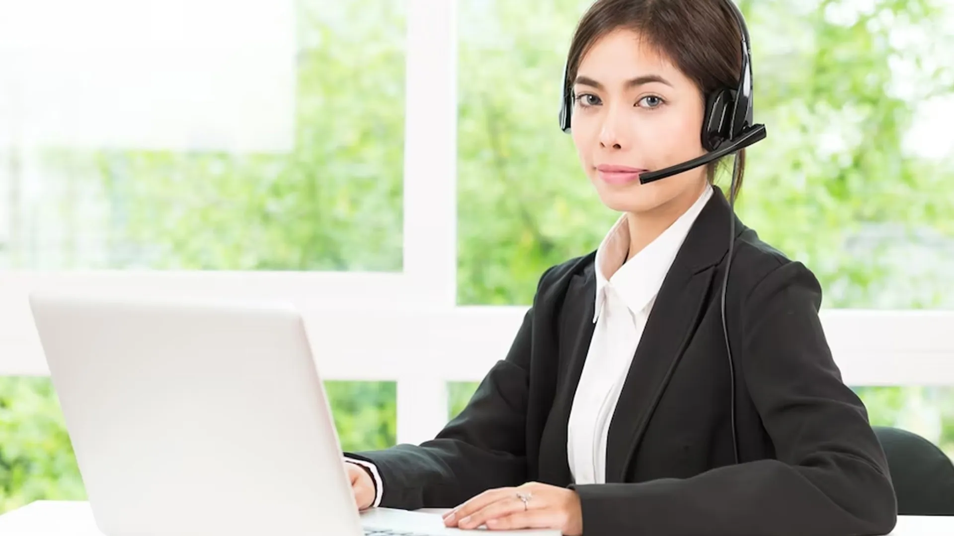 Đội ngũ hỗ trợ khách hàng chuyên nghiệp của 6789bet